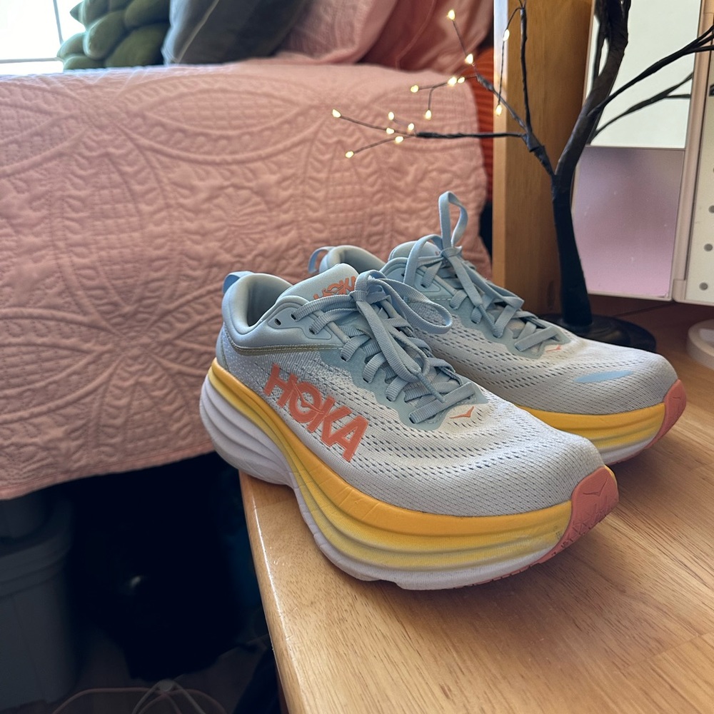 Hoka Bondi 8